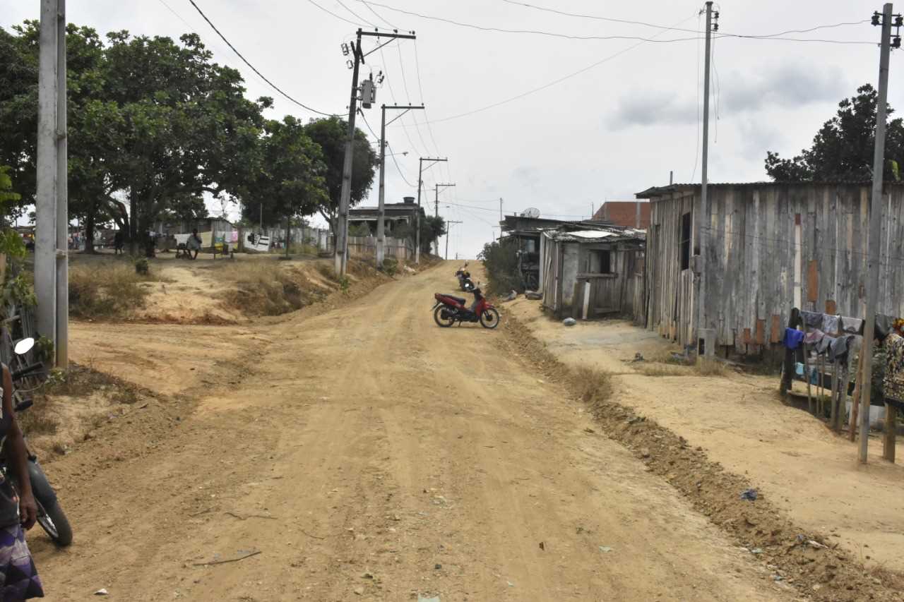 Camacã: Bairro da Portelinha recebe patrolamento